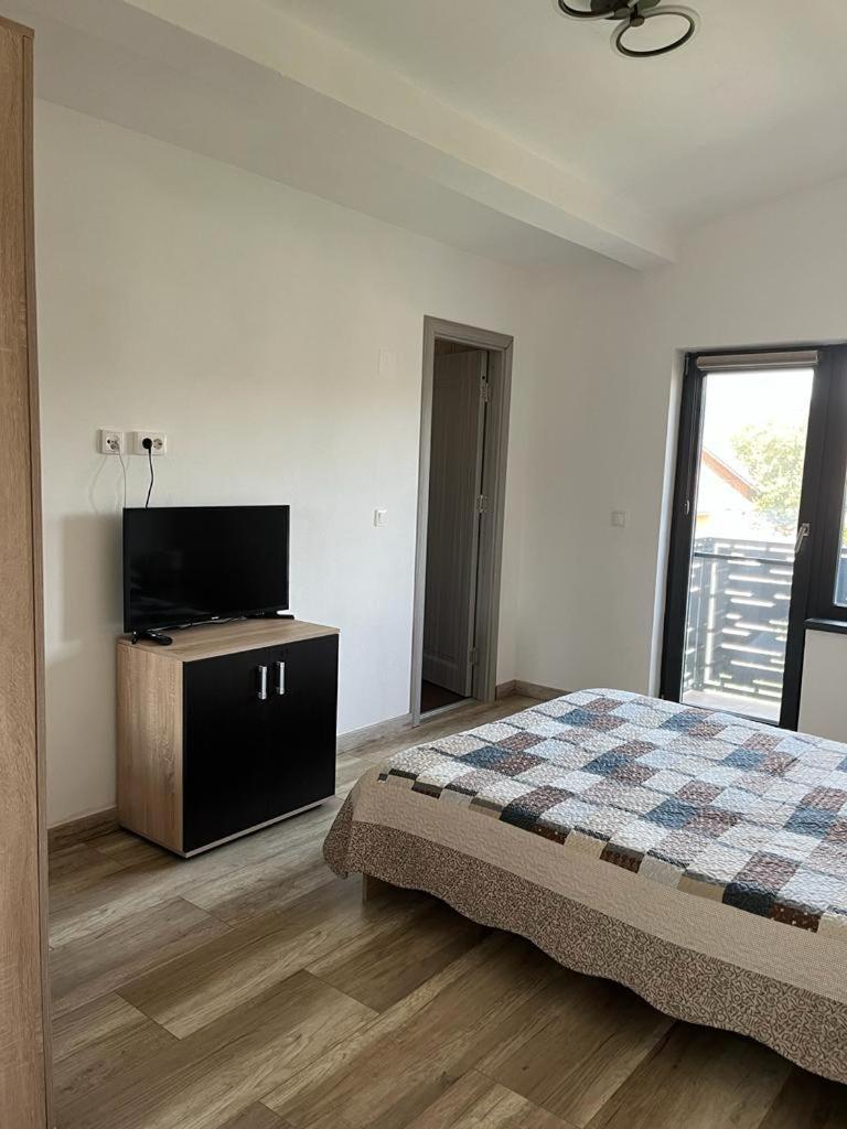 Mimi House Villa Baia de Fier Dış mekan fotoğraf