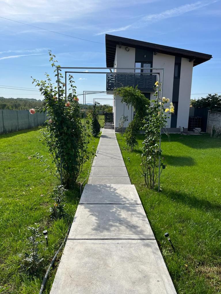 Mimi House Villa Baia de Fier Dış mekan fotoğraf