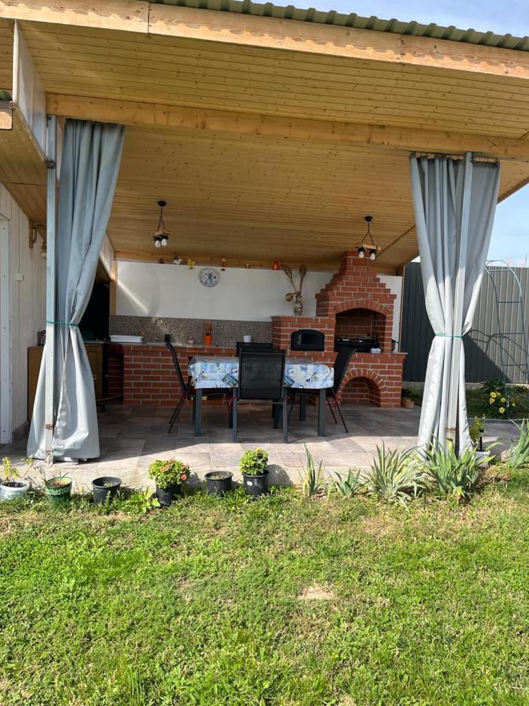 Mimi House Villa Baia de Fier Dış mekan fotoğraf